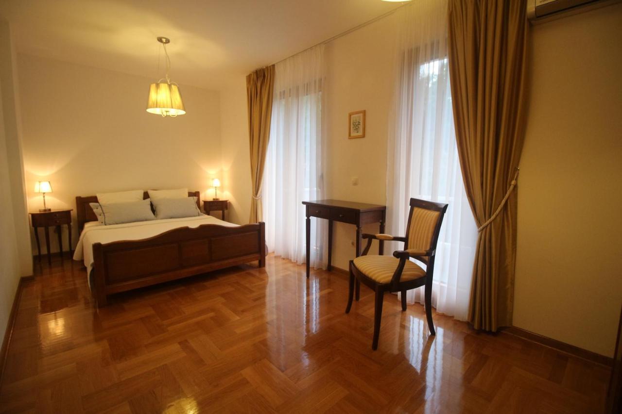 Apartment Miramare Kotor Exteriör bild